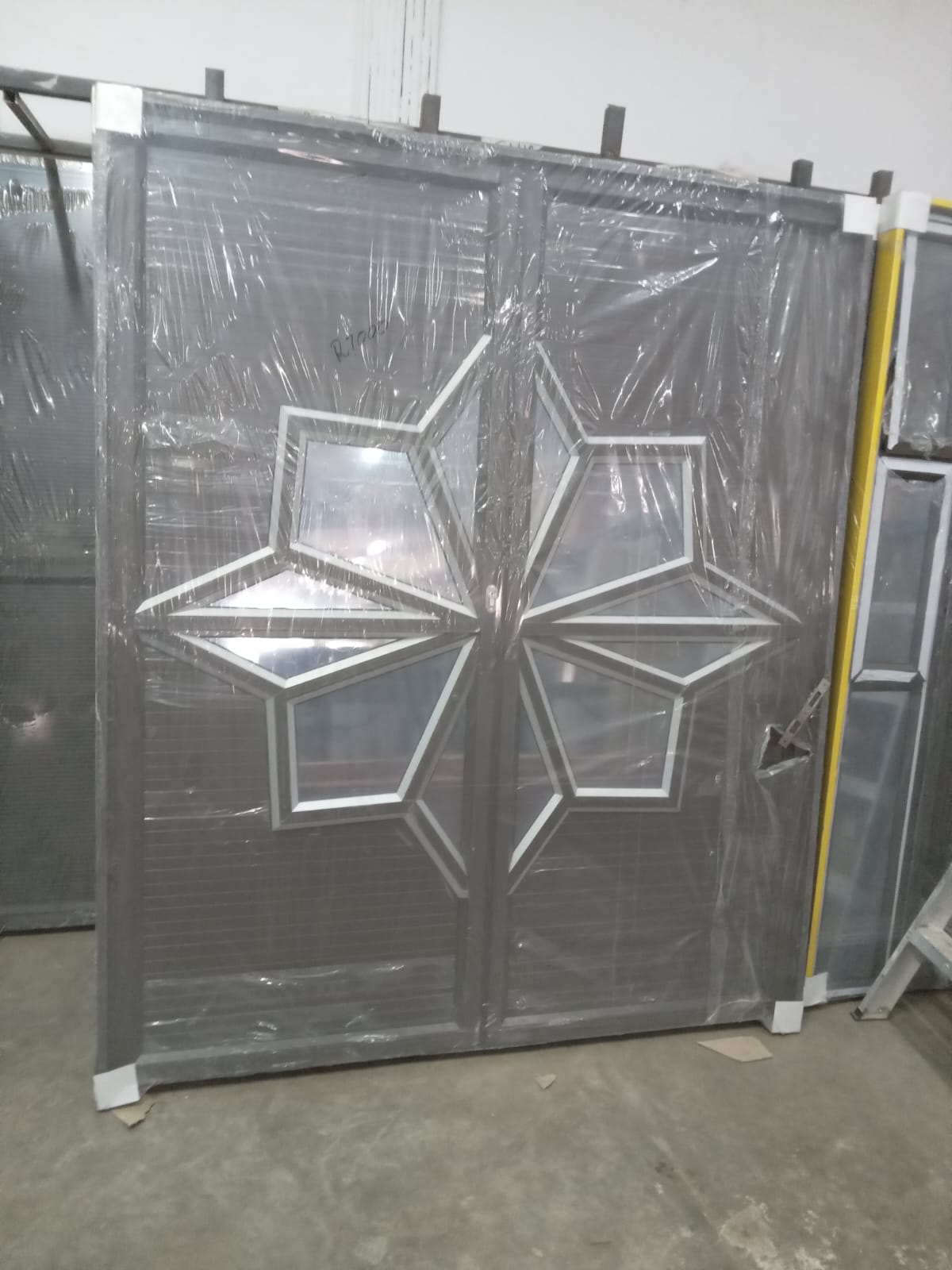 ALUMINIUM DOUBLE DOOR