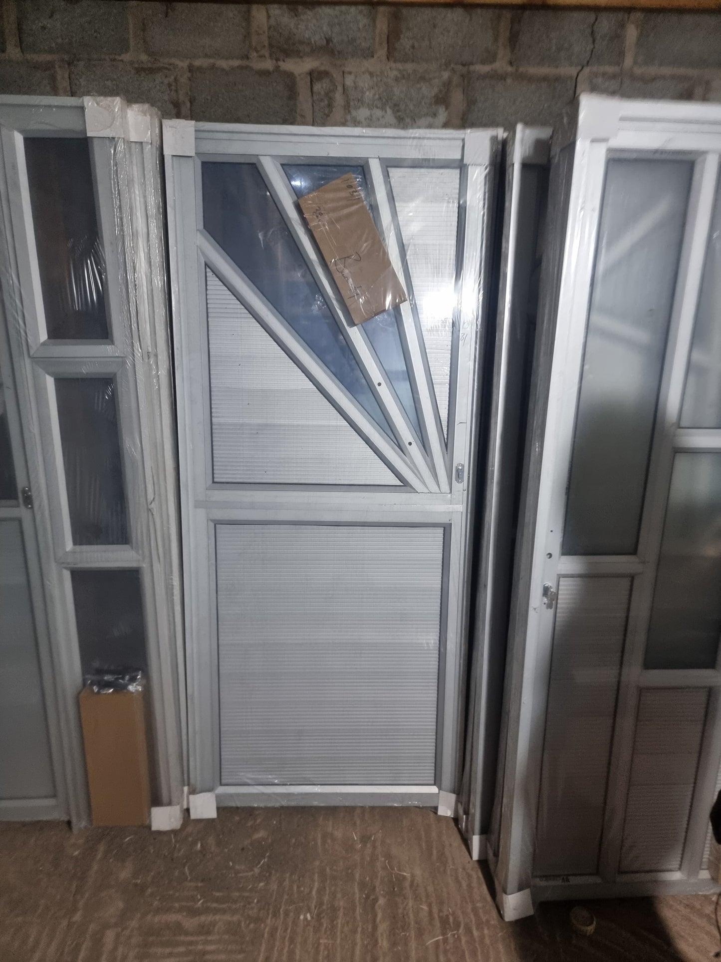 ALUMINIUM FULL DOOR